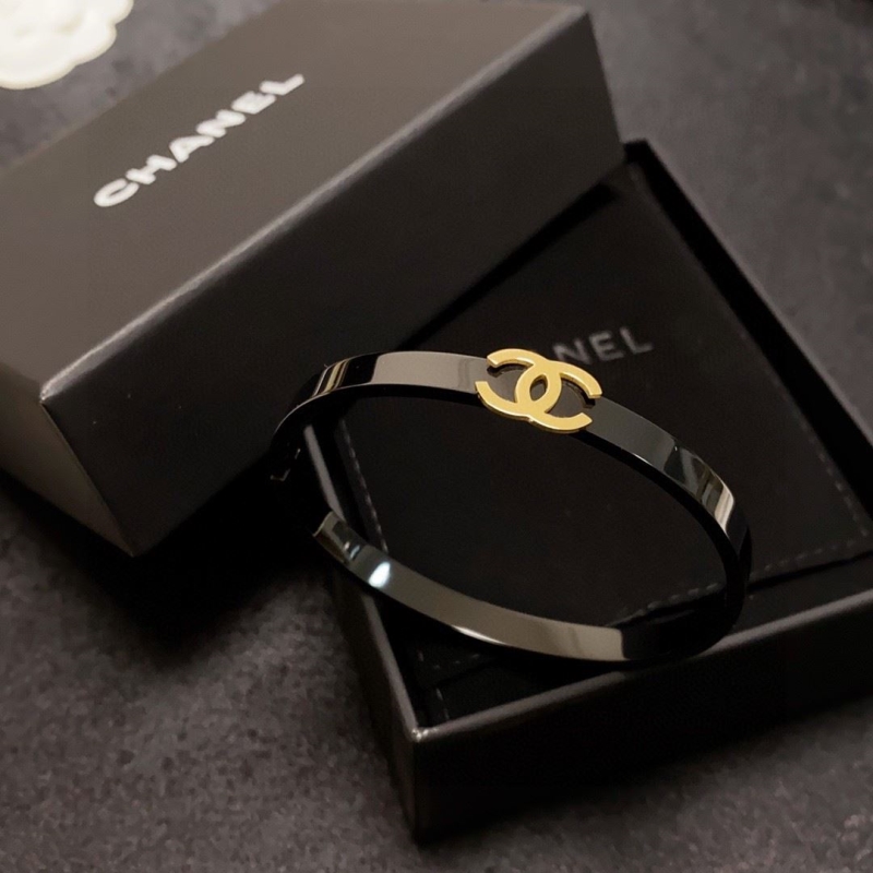 Ch**el bracelets